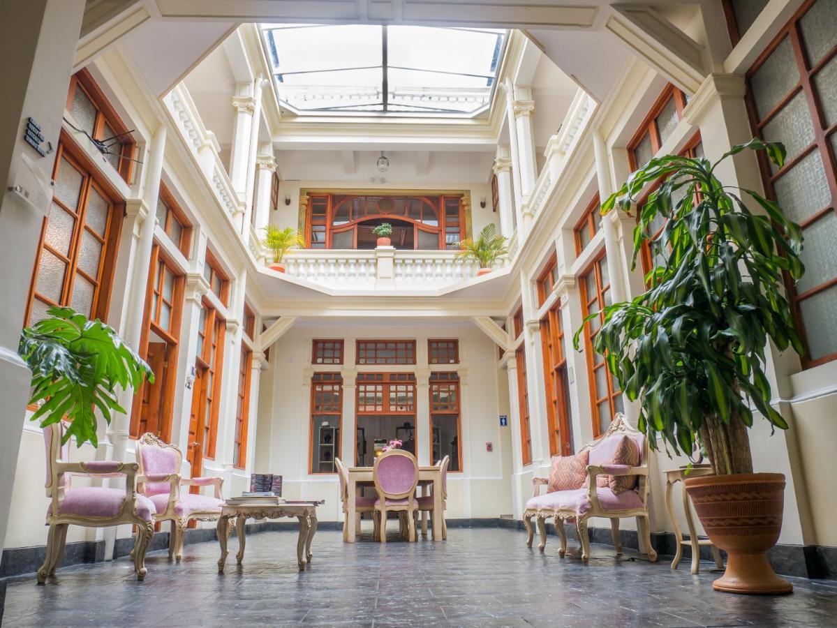 Casona 1914 Quito - Gothic Cathedral View Rooftop المظهر الخارجي الصورة